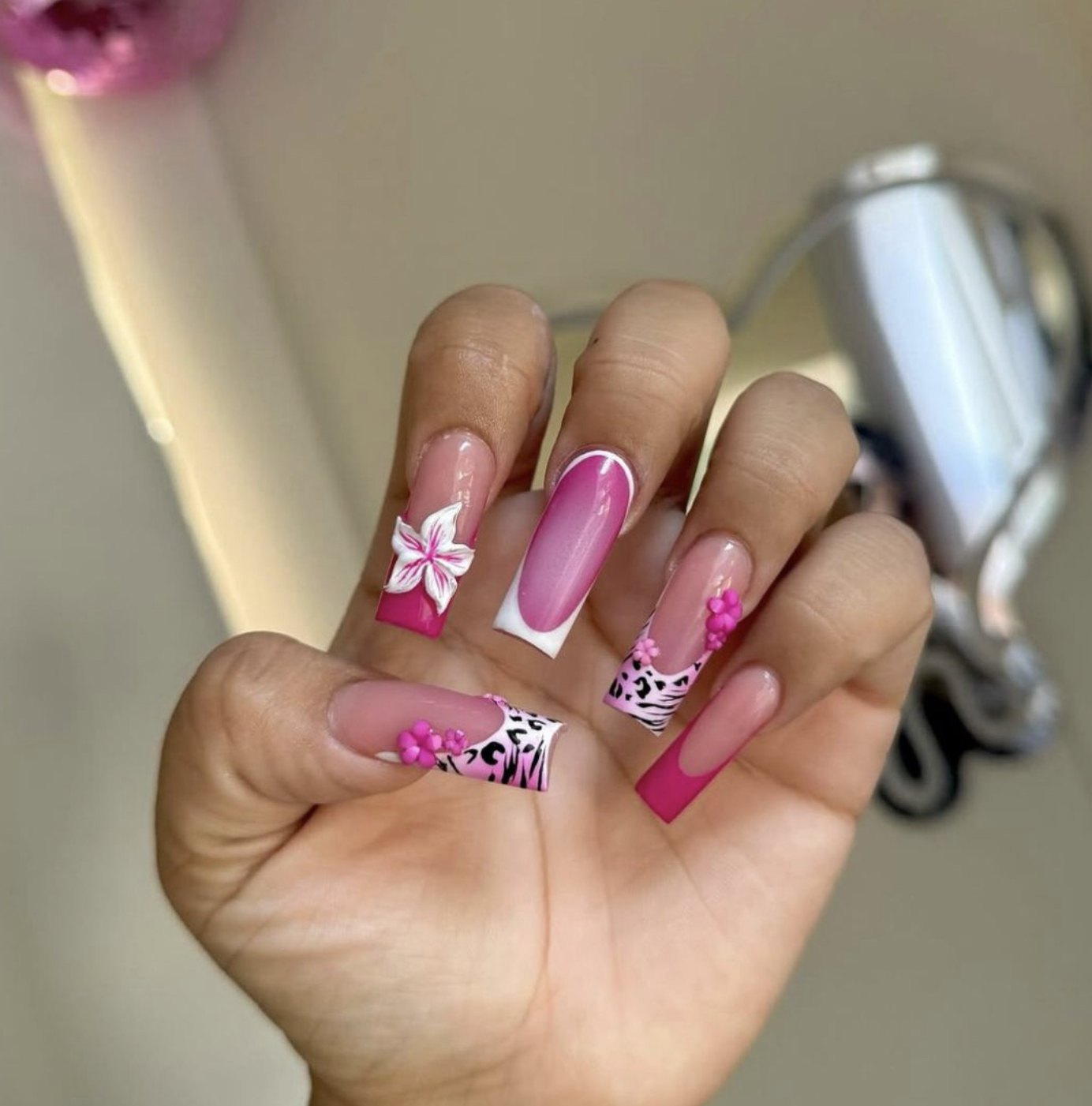 569204106_122109372375020464_6838635190918865528_n